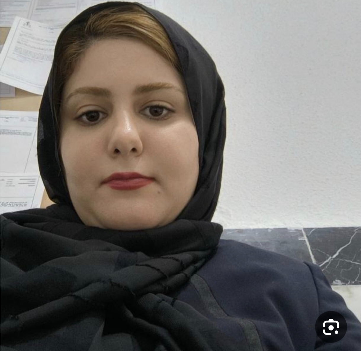 وکیل وکیل پاشنا