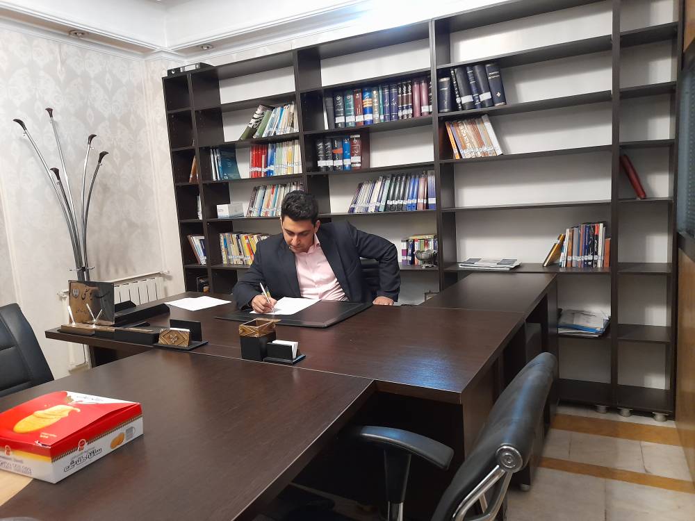 وکیل وکیل پایه یک دادگستری یوسفی
